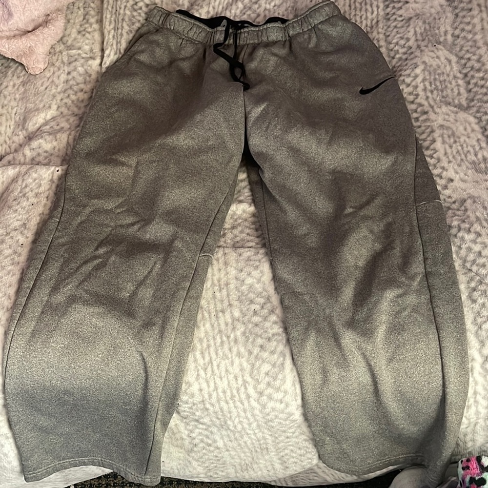 sweat pants
